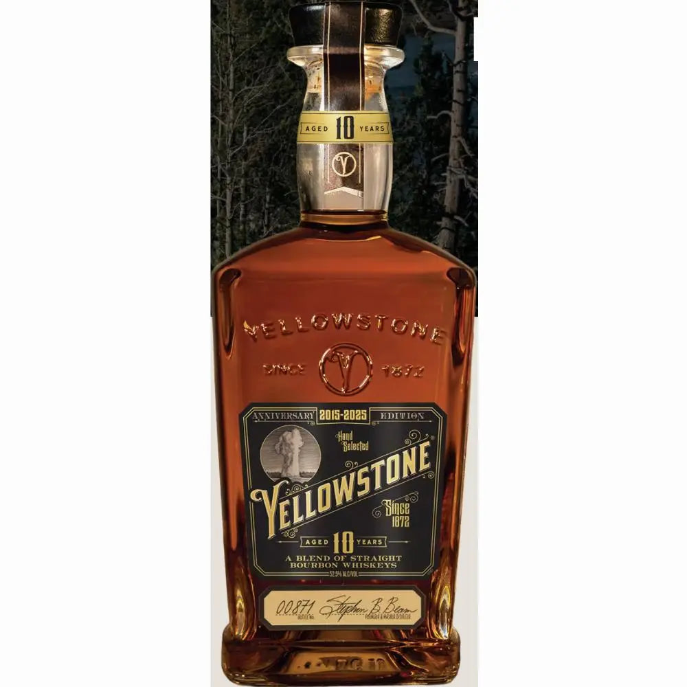 Yellowstone Aged 10yrs A blend of Straight Bourbon Whiskeys 105 Proof 750ml