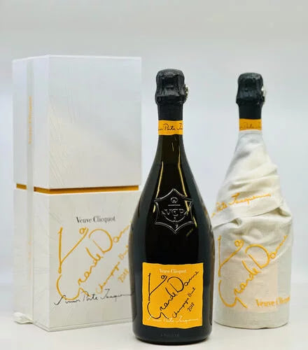 Veuve Clicquot Champagne LA GRANDE DAME ARTIST SERIES JACQUEMUS EDITION 2018750ml